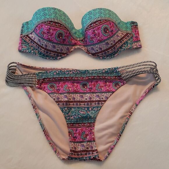 Boho Stripe Print Bikini from Shade & Shore - Picture 2 of 16